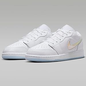 エアジョーダン1LOW ホワイト JORDAN BRAND WMNS AIR JORDAN 1 LOW WHITE/WHITE-BLACK 21SU-I